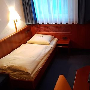 Standard Room with 1 Single Bed
